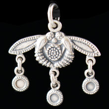Load image into Gallery viewer, Malia Bees Silver Pendant - Ancient Minoan Period