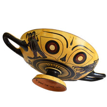 Load image into Gallery viewer, Black figure Kylix With Dionysus crossing the sea by Exekias - Munich Museum Replica