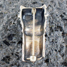 Load image into Gallery viewer, Top part of Corinthian order column Silver Brooch - High Quality Item