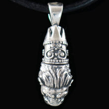 Load image into Gallery viewer, Lion Head Silver Pendant - Symbol of Strength Courage - Ancient Greece